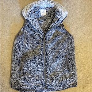 Thread & Supply Cream and Gray Sherpa Vest